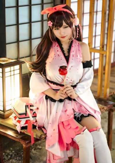 美女紧致的屁股猛操_HD高清在线