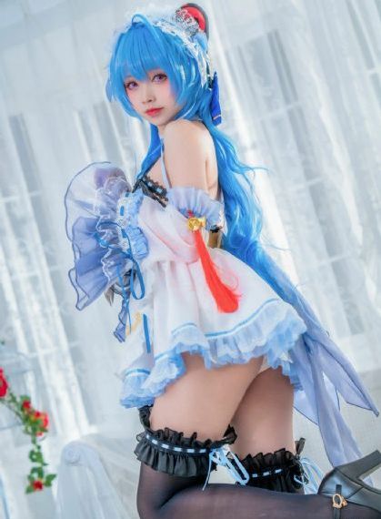 瞒着老公加班的HR中字_超清免费电视剧