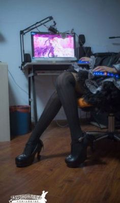 人妻中文字幕在线一区中文二区_HD高清完整电影