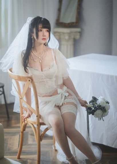 欧美AAA视频网站罗马风情_4K电影完整版在线观看