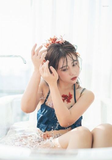 午夜福利国产精品女神_电影未删减版