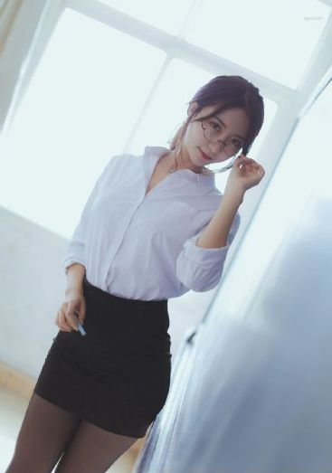 教练吃学员奶的激情故事_DVD日韩免费观看
