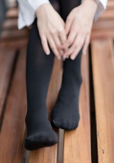 25岁女高中生相亲对象未增减_HDHD高清在线观看