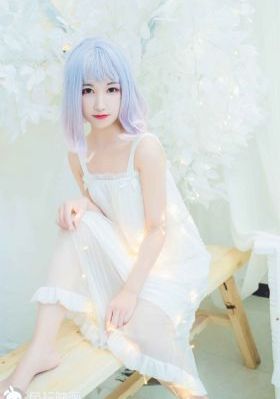 犯错挨揍红肿小殿下_免费韩剧在线观看