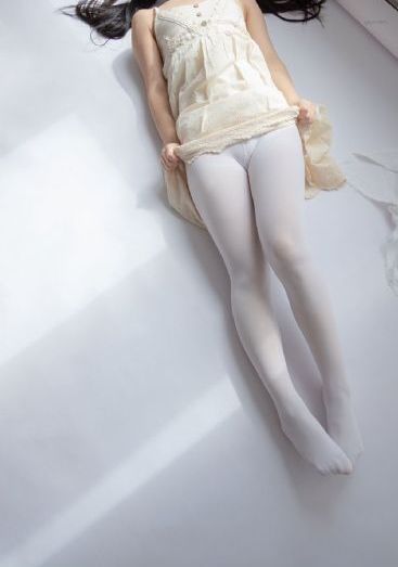 人人综合日AV少妇_4K超清免费观看