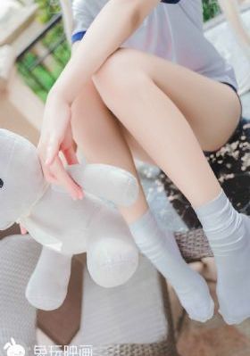 电车魔女免费在线观看_中英字幕1080