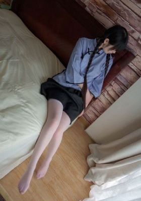 体育生沉迷男军警胯下的小说_国产剧免费在线观看