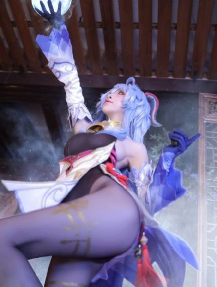 挺进女书记肥臀呻吟_蓝光HD高清在线观看