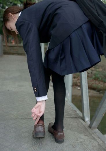 亚洲女人毛毛茸茸_高清完整无删减高清视频播放