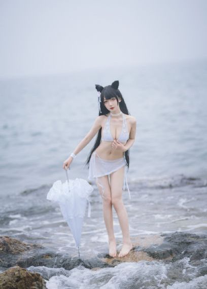 在电影院双腿打开揉弄高潮_HD电影免费在线