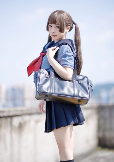 给女朋友讲的小故事_4K高清免费观看