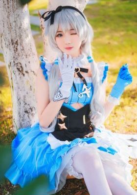 强壮的公么征服我厨房_720在线播放观看