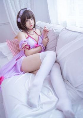 挺进老师的紧窄的小肉_HD完整视频观看