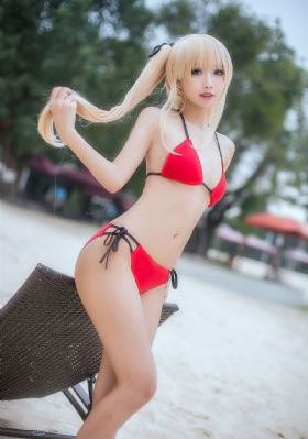 厨房里掀起岳的裙子AV一区_蓝光免费在线观看