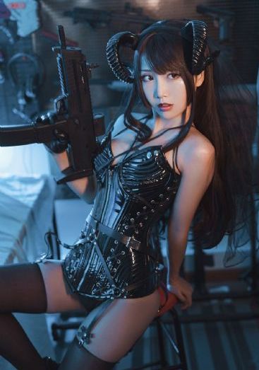 三级片女人的阴鸡喷水亚洲人大屁股_HD高清完整版播放